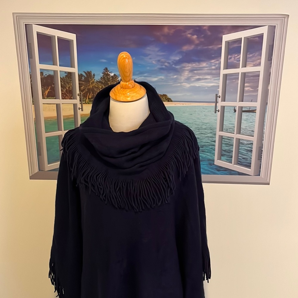NWOT! Fringo Poncho & Detachable Scarf